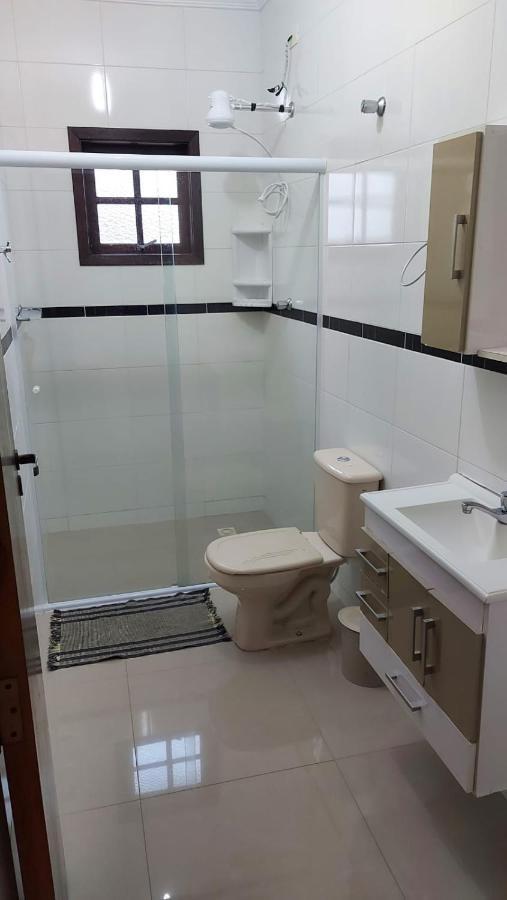 Casa Centro Com Piscina Villa อูบาตูบา ภายนอก รูปภาพ